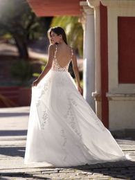 Amelie 25004 back.jpg